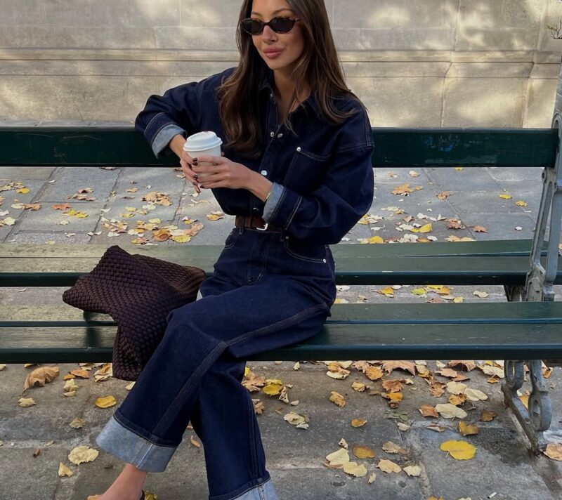 1 komad na 10 načina: tamne traperice u proljetnim kombinacijama