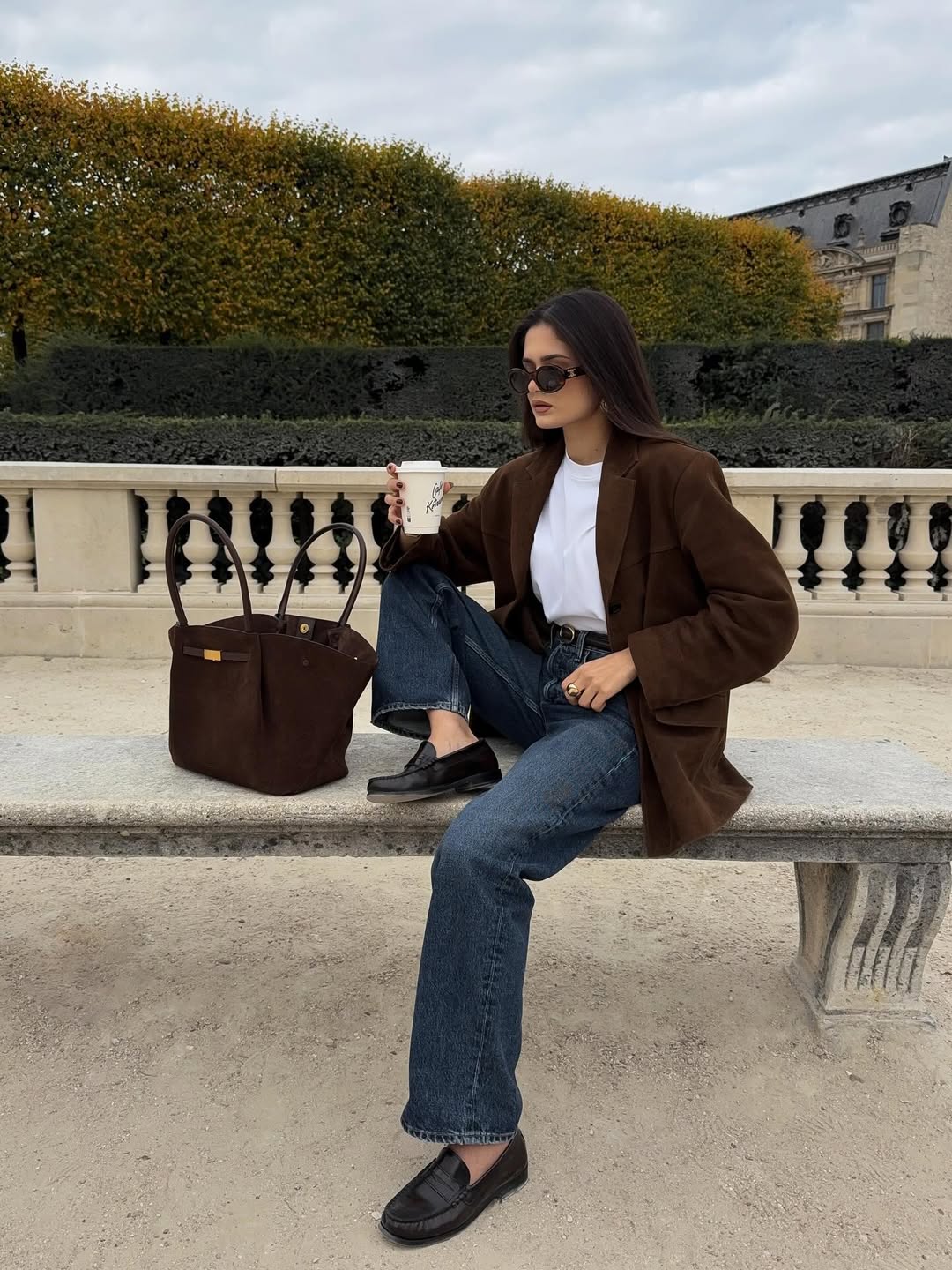 1 komad na 10 načina tamne traperice