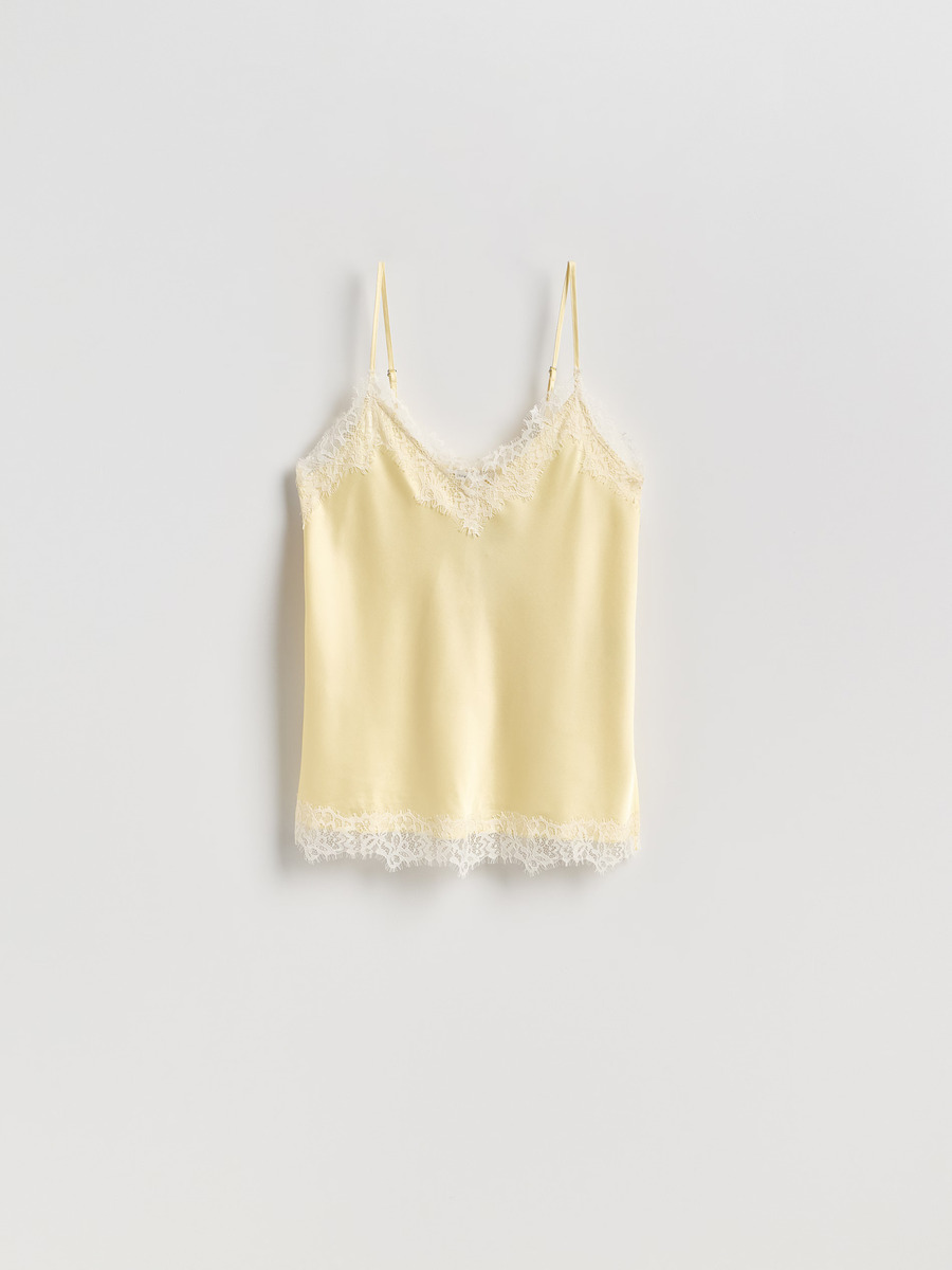 Reserved elegantni čipkasti komplet