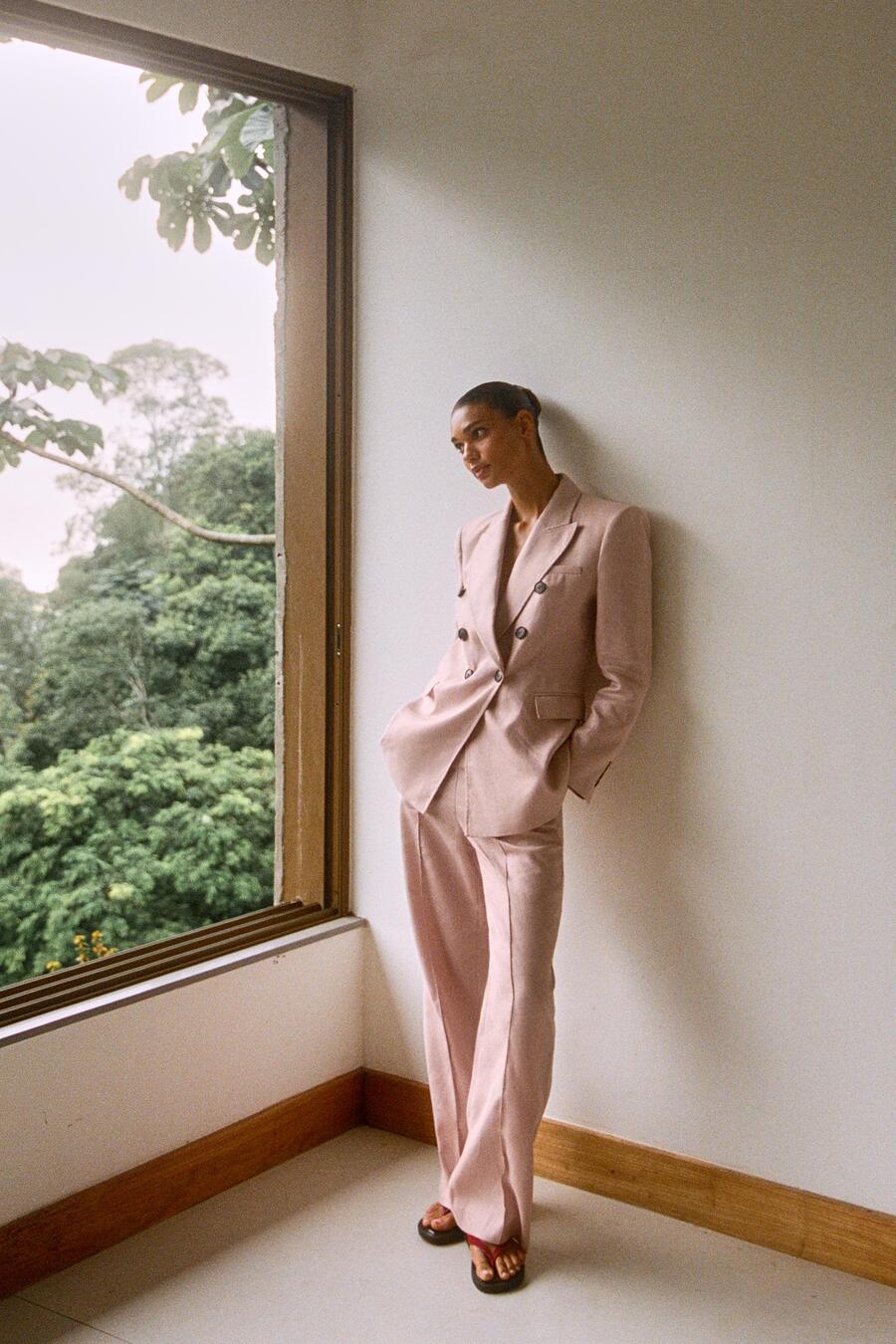 Zara laneni komadi proljeće 2026.