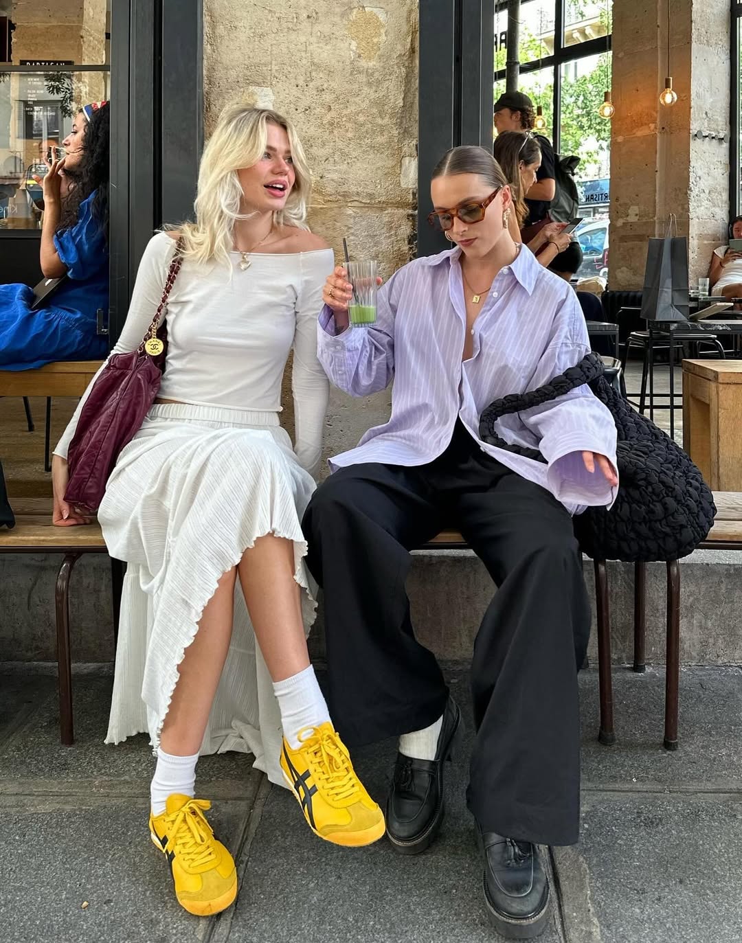 Kako kombinirati tenisice i suknju