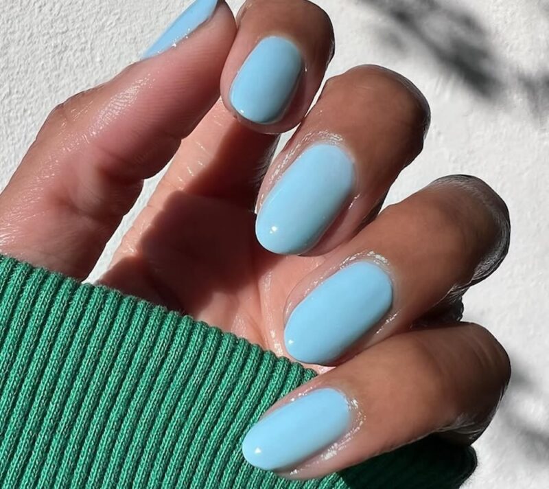 Anti-nude manikura: boja noktiju koju ćemo nositi ove sezone