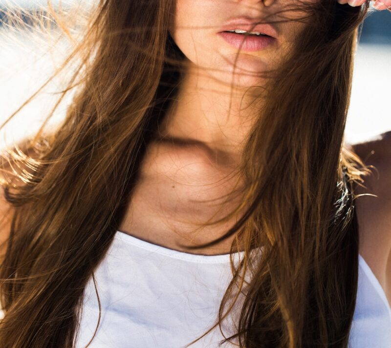 Vodič za puštanje kose: koliko često i koliko točno skratiti vrhove