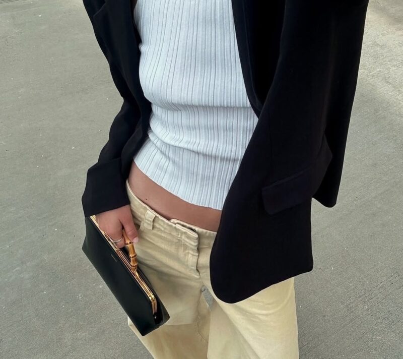 Beige traperice