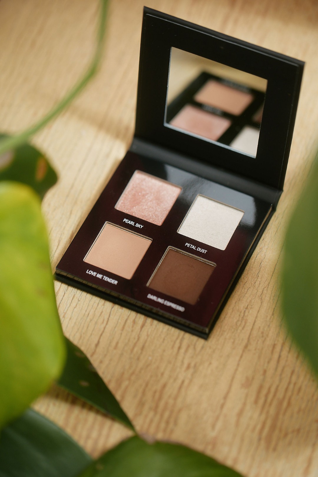 Ruka Beauty x JN Beauty The Glam Aid paleta recenzija