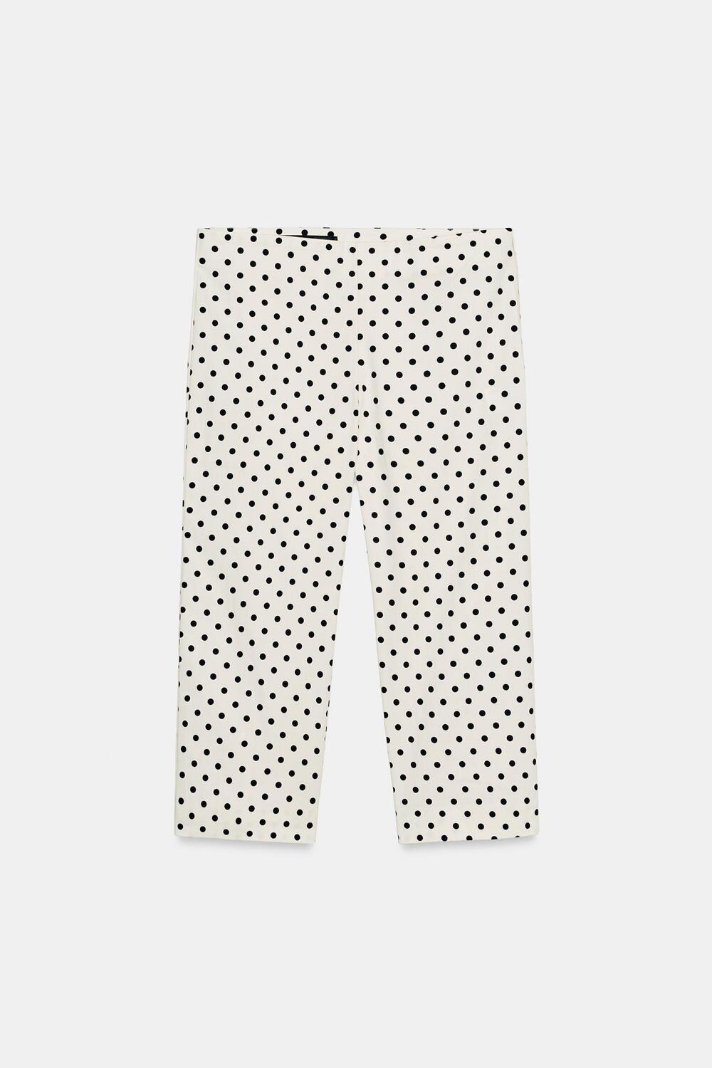 Zara točkaste capri hlače Hailey Bieber