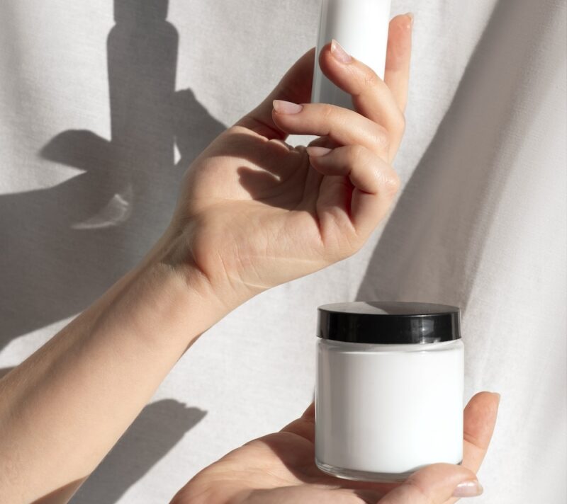 Velika zabluda s TikToka: clean beauty uopće ne postoji, otkriva naša stručnjakinja