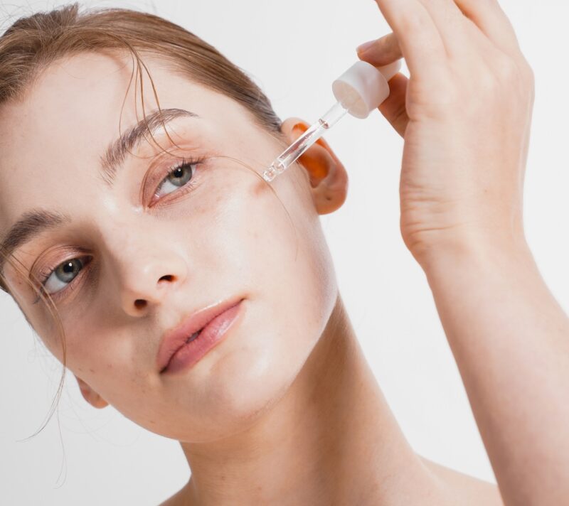 Stižu ampule u prahu: novi K-beauty trik za blistavi ten ili samo još jedna pametna tekstura?