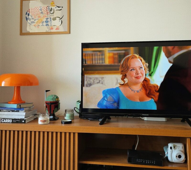 Bingeanje omiljenih serija moglo bi ostaviti negativan trag na mozgu, pokazala nova studija